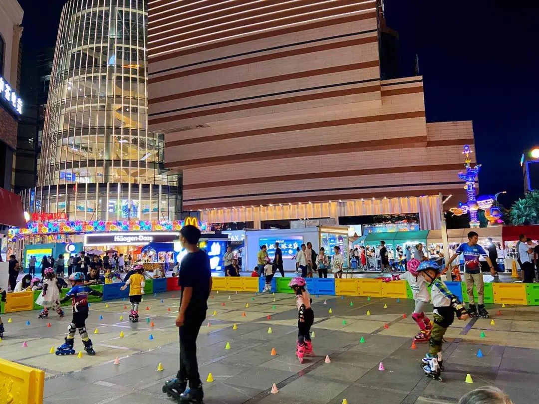 昆明西山南亚风情第壹城,昆明之夜不夜城