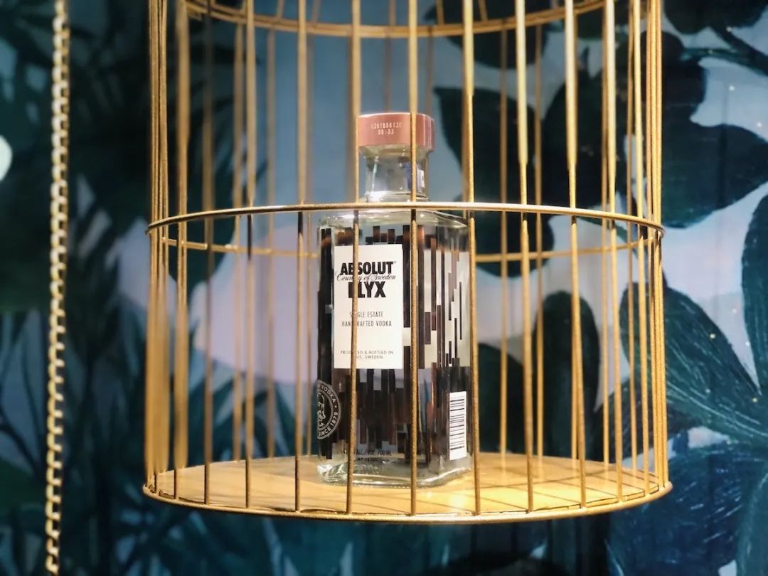 所有的酒都接受“外带”|这里是可以逛的酒吧,也是可以玩的零售店