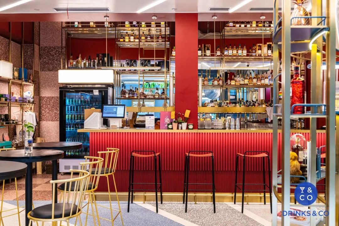 所有的酒都接受“外带”|这里是可以逛的酒吧,也是可以玩的零售店