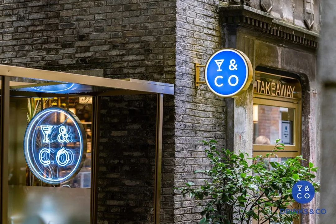 所有的酒都接受“外带”|这里是可以逛的酒吧,也是可以玩的零售店