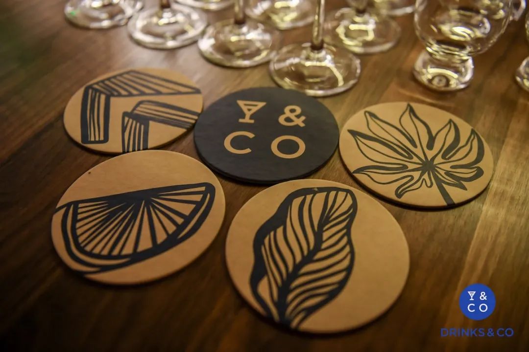 所有的酒都接受“外带”|这里是可以逛的酒吧,也是可以玩的零售店