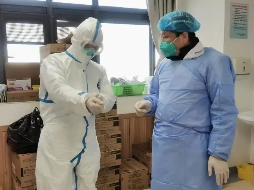 中国好人!江汉大学附属医院刘建华同志荣登“中国好人榜”,获评敬业奉献类好人称号