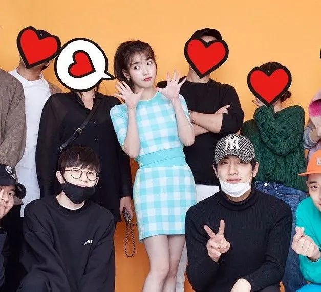 iu李知恩跳舞火的视频daybyday,iu李知恩歌曲blueming完整版在哪听