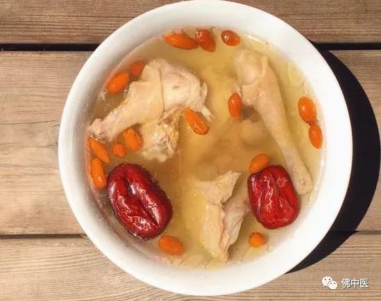 流产和使用紧急避孕药危害哪个大,紧急避孕与流产哪个危害大