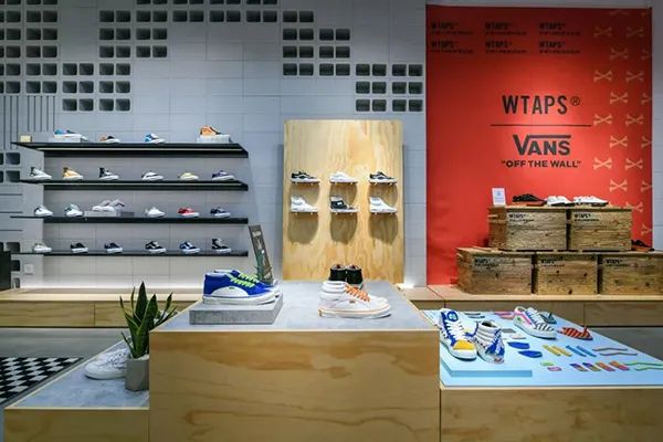 vans上海折扣店,上海vans旗舰店门店