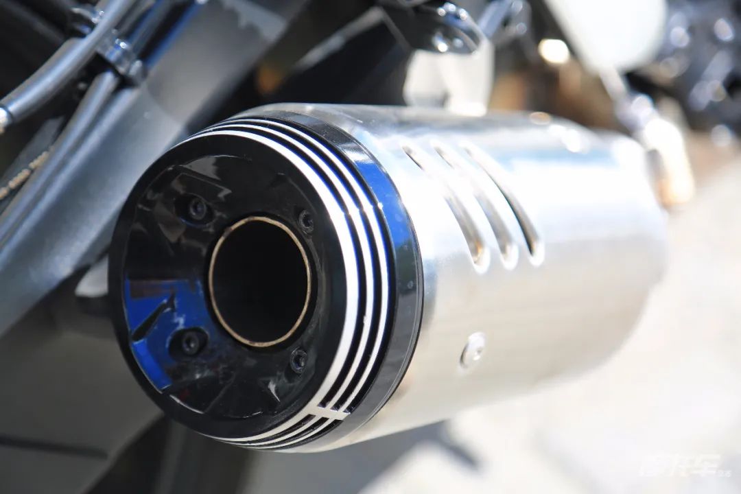 春风楚留香700收车价,春风楚留香700cl-x运动版改装外观