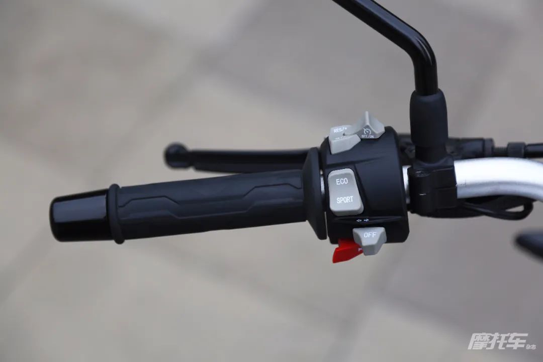 春风楚留香700收车价,春风楚留香700cl-x运动版改装外观