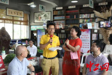 书香读书会泉州分会,泉州氛围灯加阅读灯