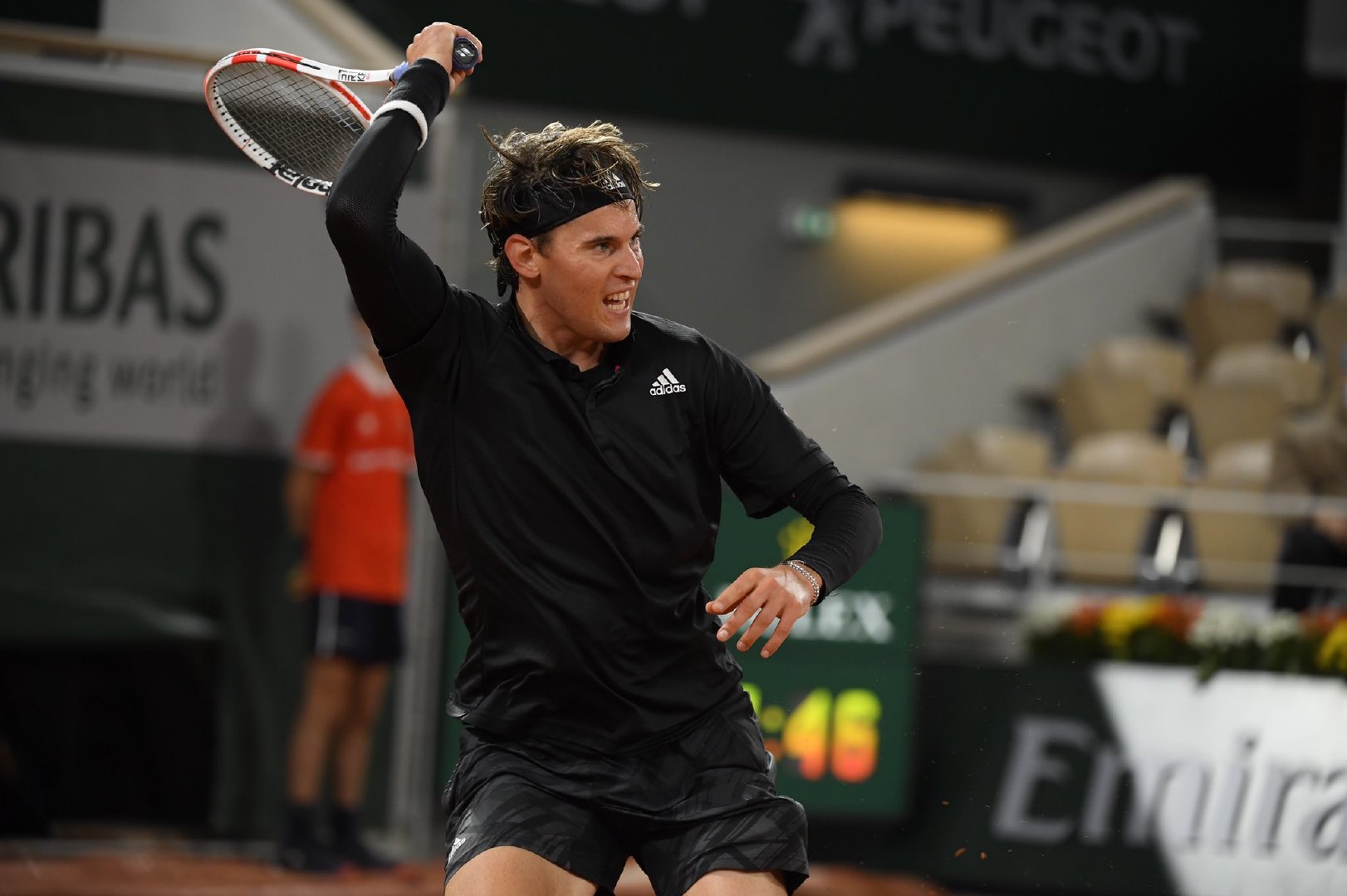 今年法网纳达尔对兹维列夫,纳达尔的法网红土失利