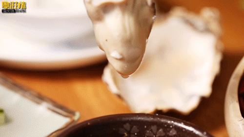 就为这①口,吃一只肥蟹比喝一杯奶茶还便宜