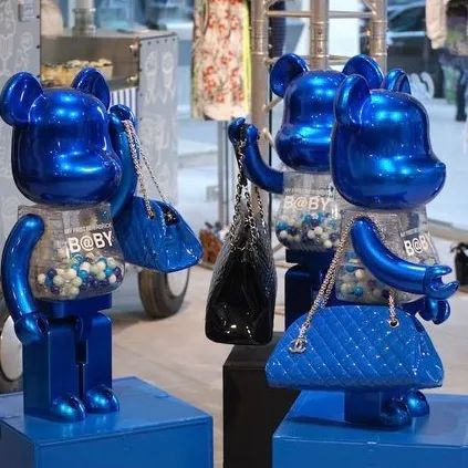 开Pop-Up、联名Kith，早已结业的Colette还如此多动作？