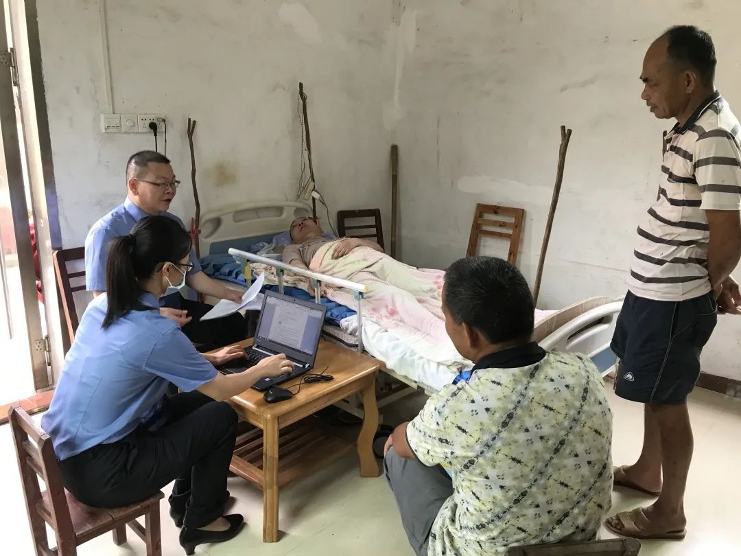 双节到来，检察关怀及时就位