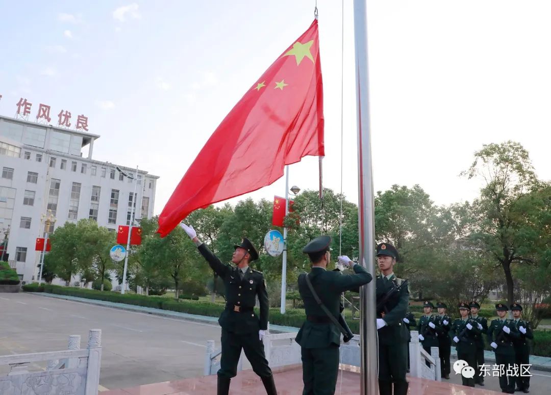 歌唱祖国升旗军乐团,歌唱祖国升旗2008