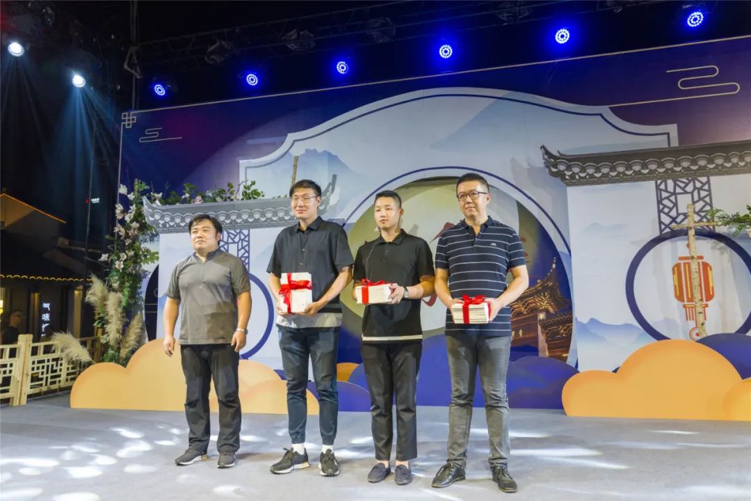 获奖名单全部,获奖名单表格