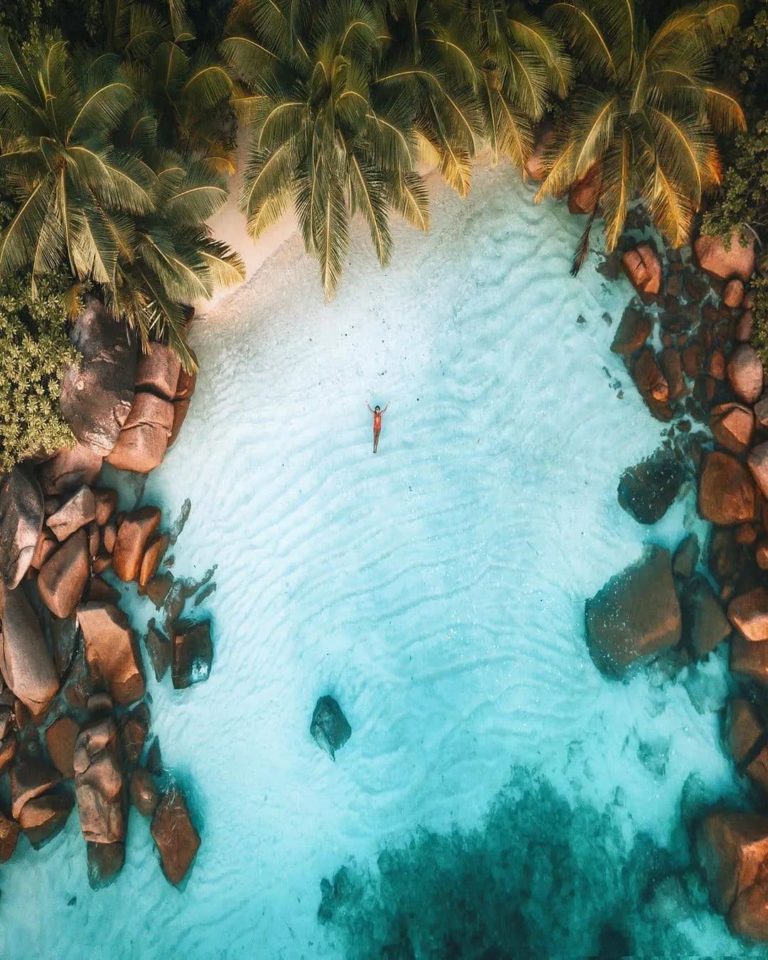 机场值机可以选靠窗的座位吗,早点去机场可以选择喜欢的座位么