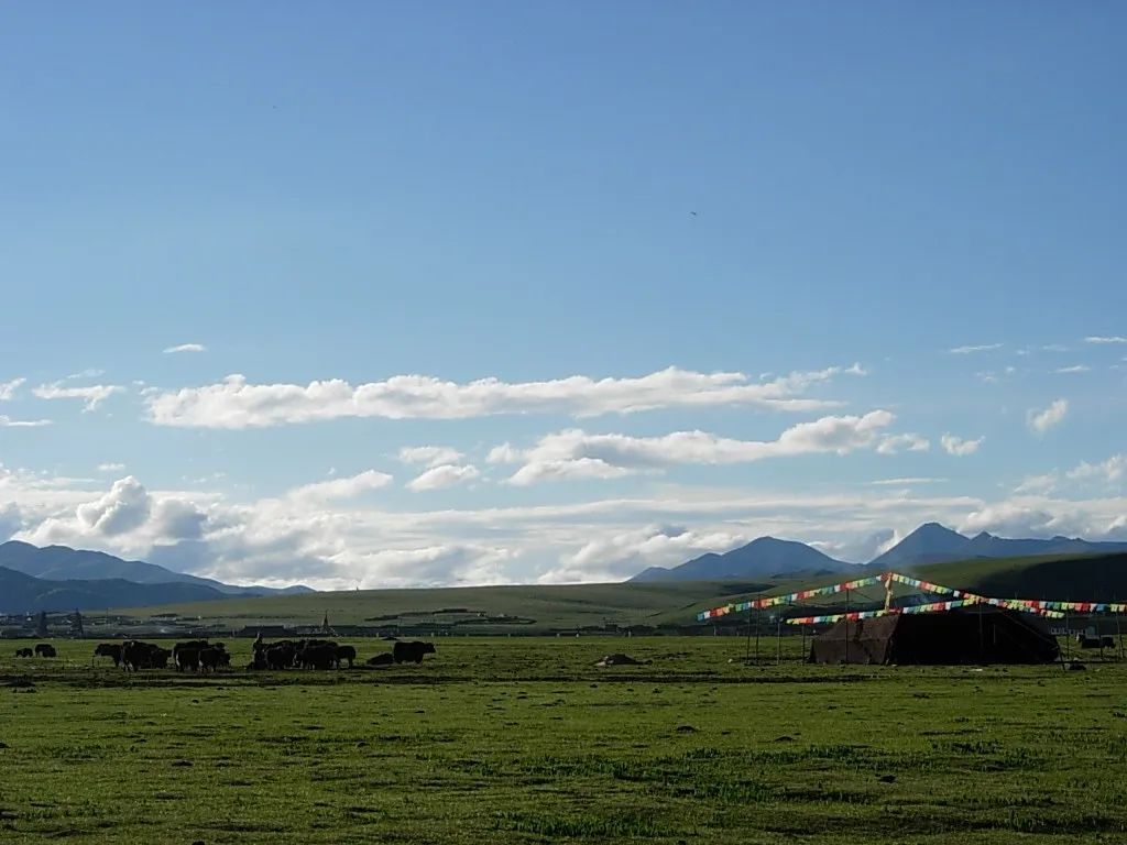 色达是什么样子,色达为什么越来越小了