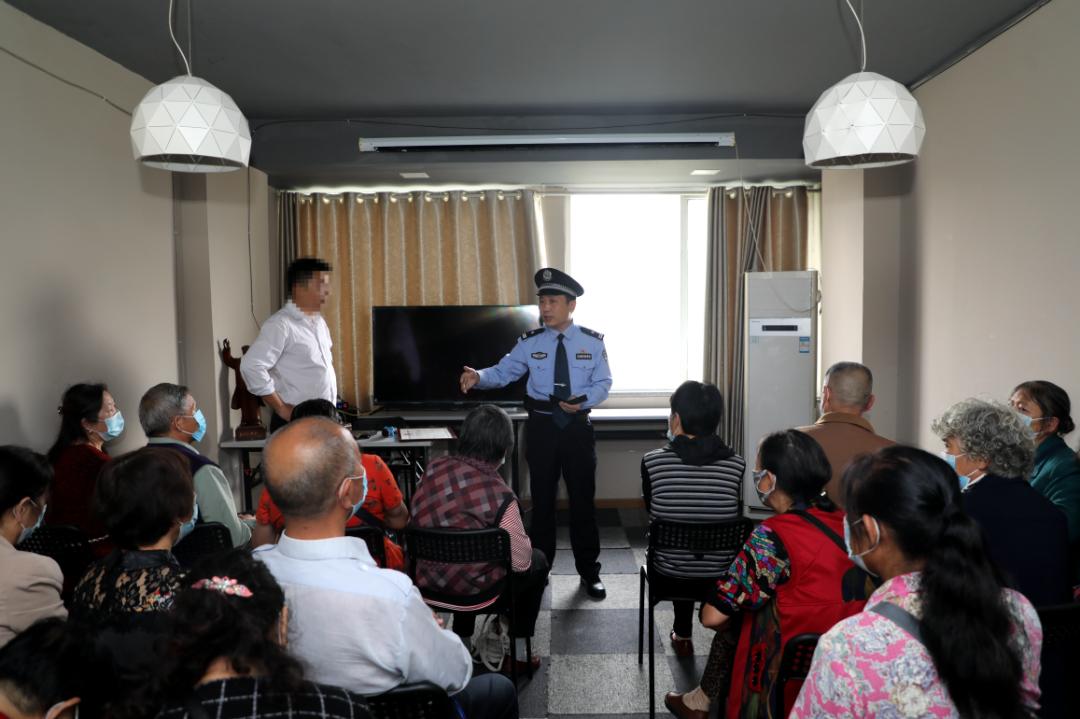 人物|“老方”的第19个国庆节