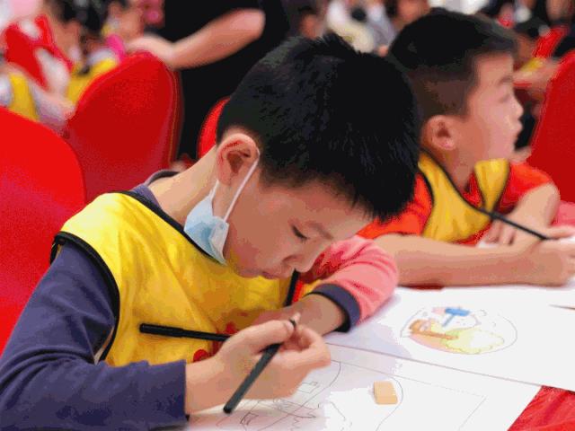 下雨天，一定要去黄石万达