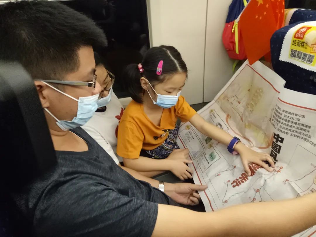 今天福州出发的这趟列车上，竟有这么多故事