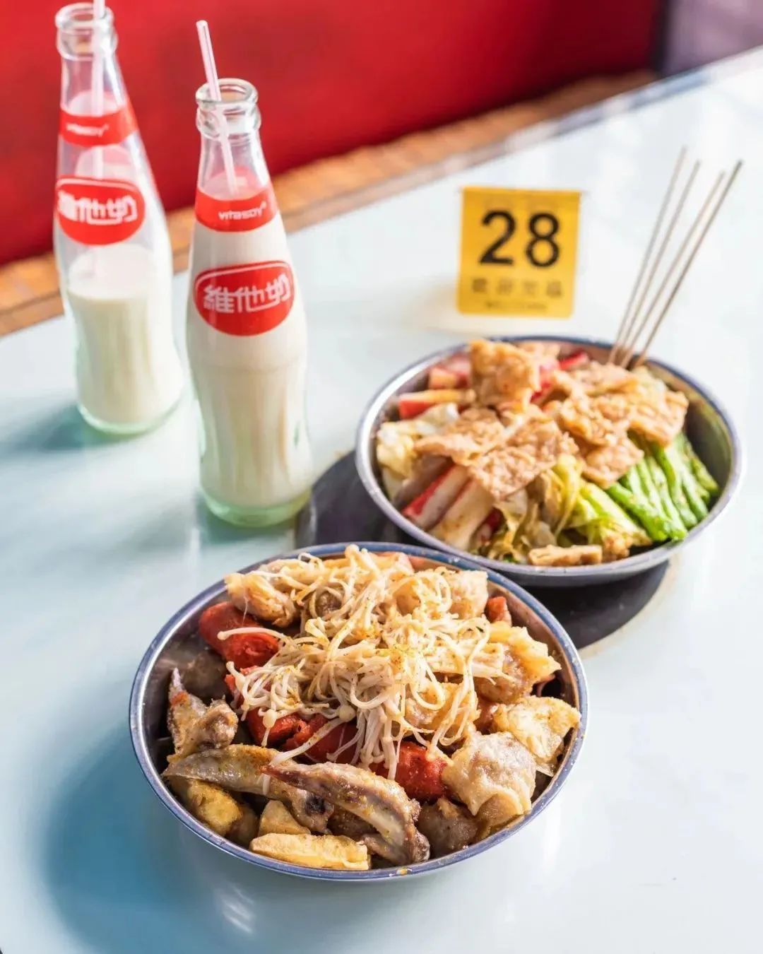 覆盖5个区,这7家“又小又旧”的炸串店,抚慰了不少深夜打工人