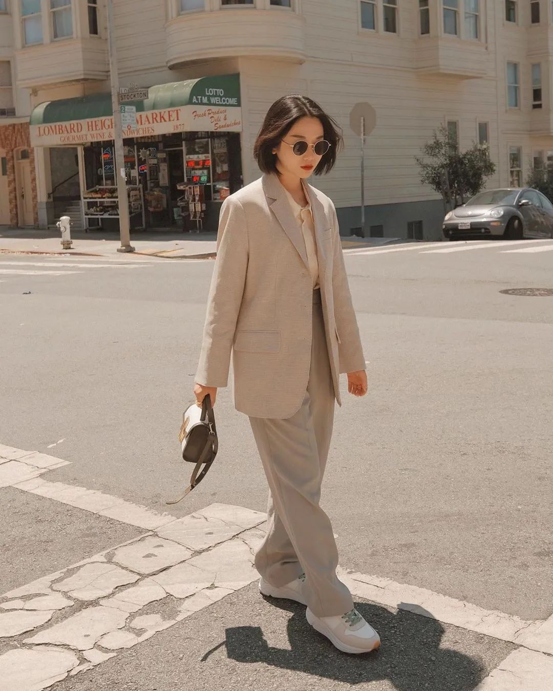 梨形身材亚裔穿搭,身材娇小怎样穿出高端大气上档次