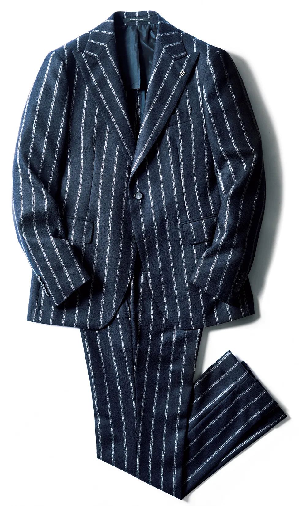 高雅和低俗的最大区别在于,哪种西装一看就很高级