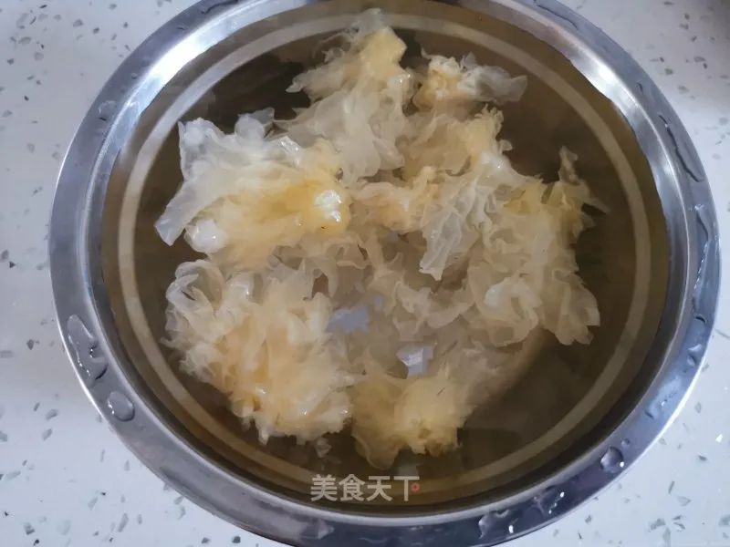 一日吃三个枣容颜不会老,一日吃三蒸枣终身不显老