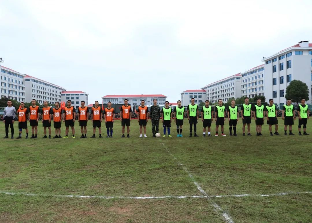 足球场上的兵哥哥,兵哥哥足球比赛