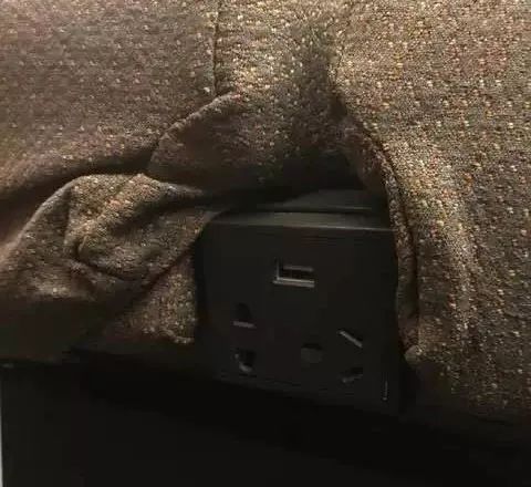 手机电量不足20%,手机20%电量掉电特别快