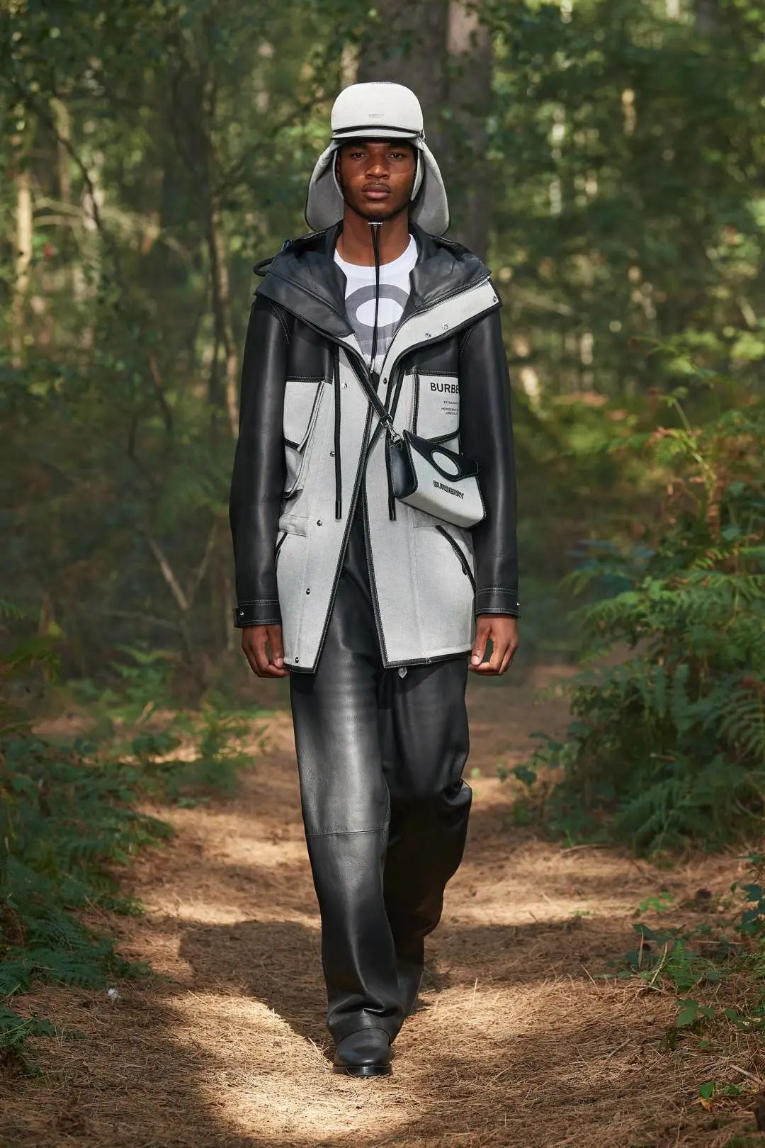 2020时装周解读,井然有序全文