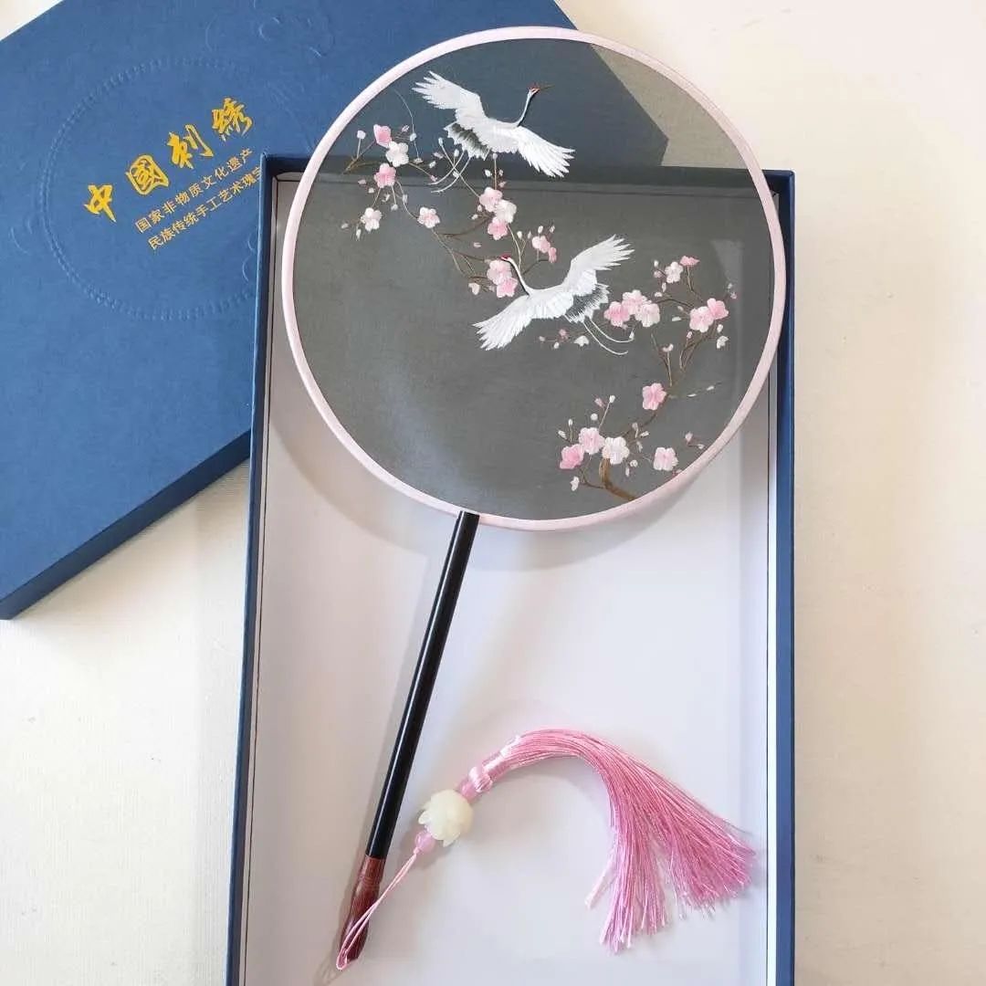 湘西苗绣石佳,苗绣传承人石佳