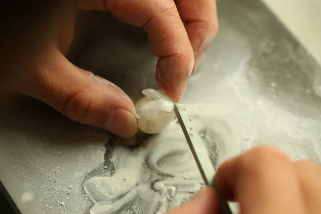 在新疆能买到正宗和田玉吗,在哪能买到正宗和田玉