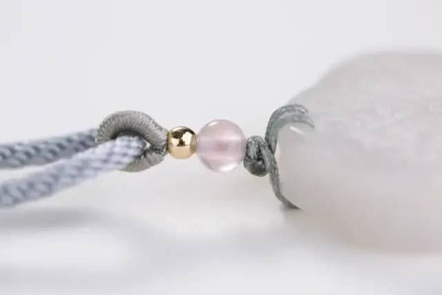 在新疆能买到正宗和田玉吗,在哪能买到正宗和田玉