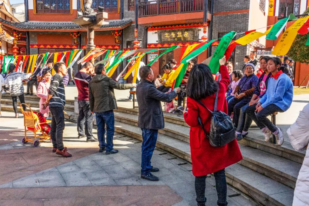 黔西灯谜,黔西哪里猜灯谜