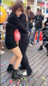 扁桃早上回家发现邻居老王......