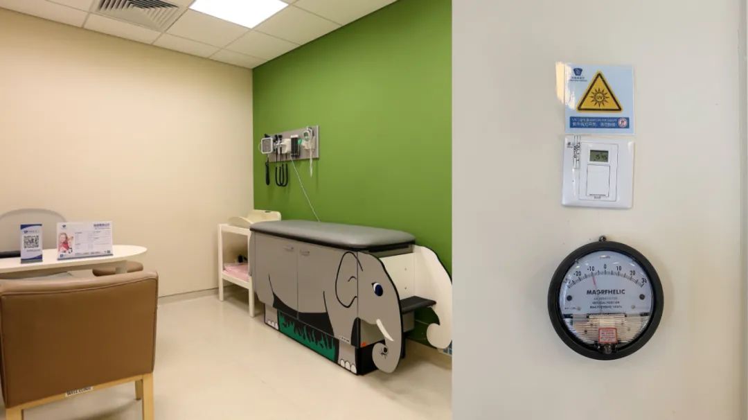 疫情防控就诊两不误,疫情防控不松懈安全生产不停歇