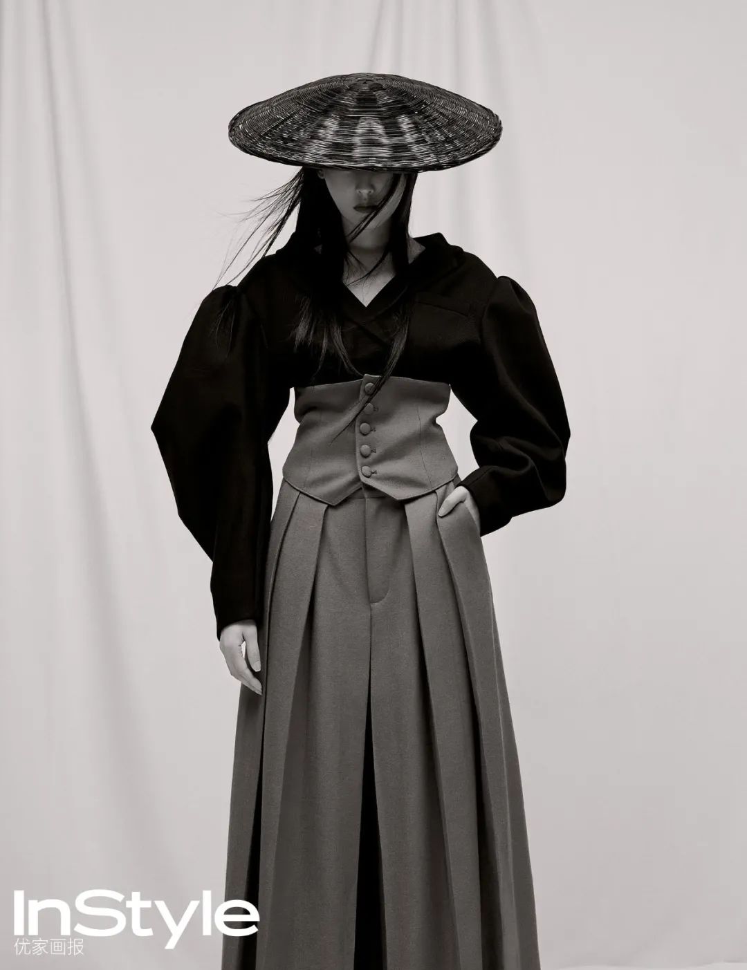 张天爱最新封面,张天爱封面意境