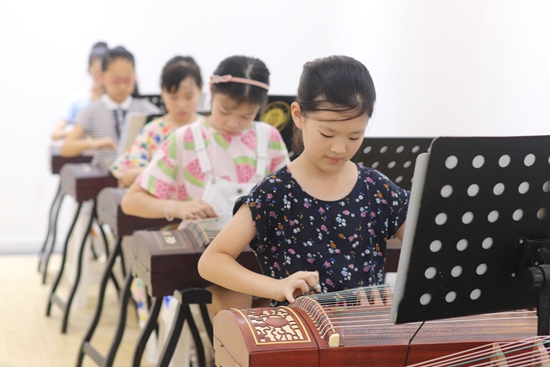 杭州小学免费托管教育,杭州小学生托管新模式