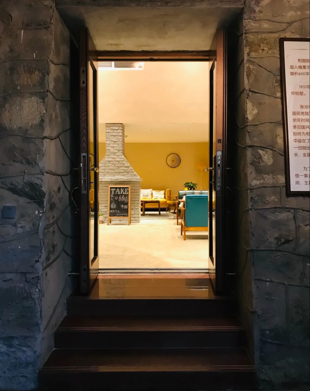 武汉人自驾游住哪里,武汉人自驾游住哪里好