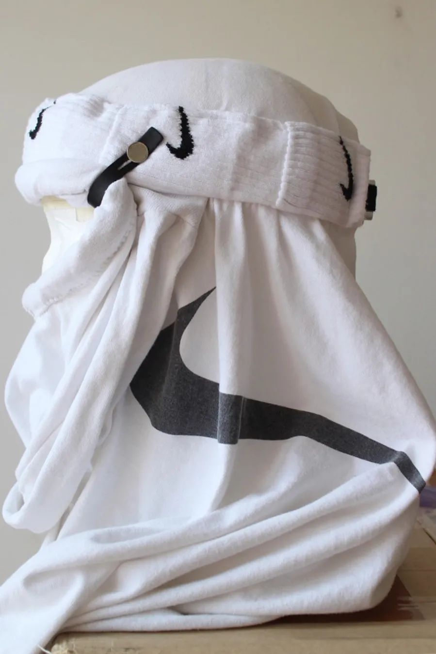 连吴赫都偏爱的「面具」，原来早就成为时装秀场的常客