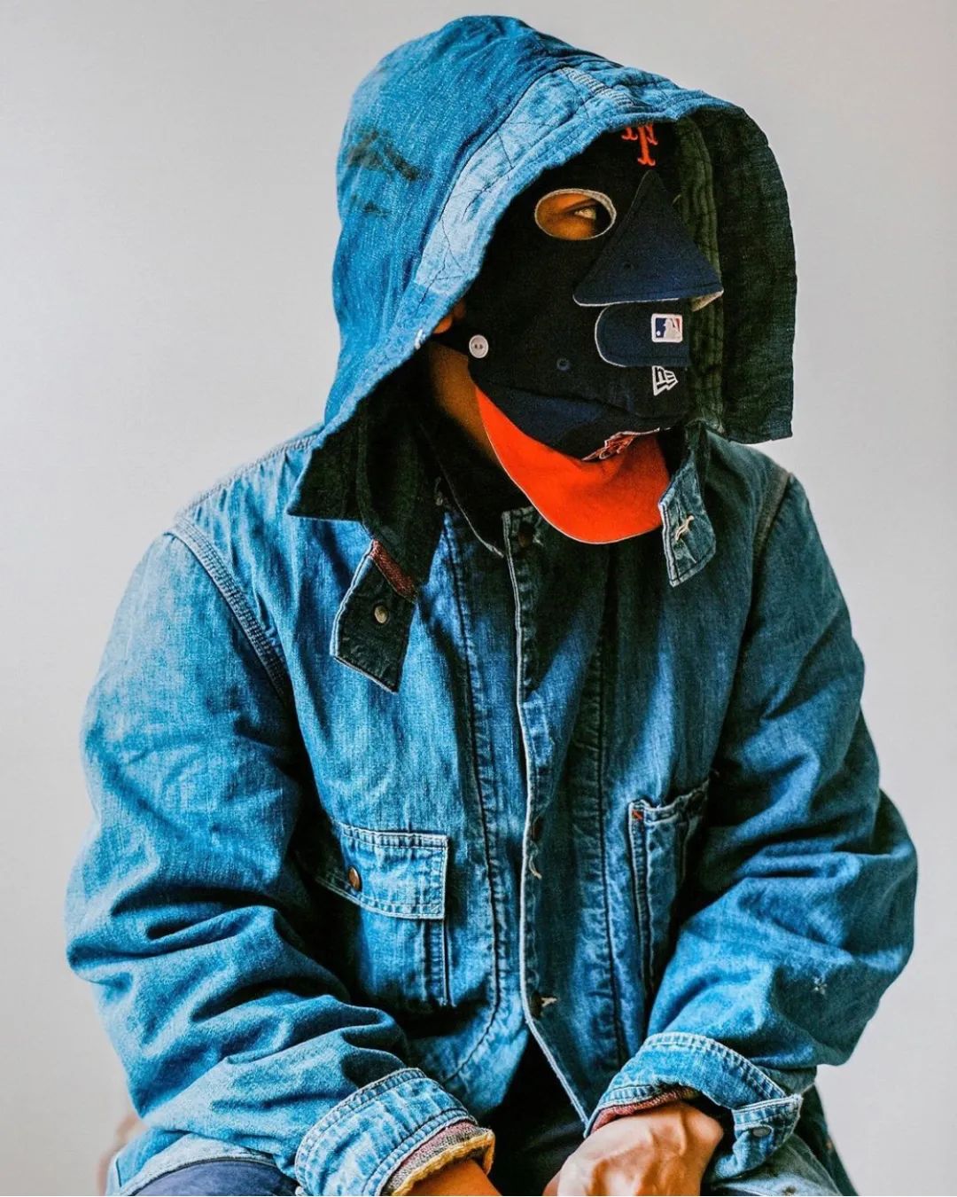 连吴赫都偏爱的「面具」，原来早就成为时装秀场的常客