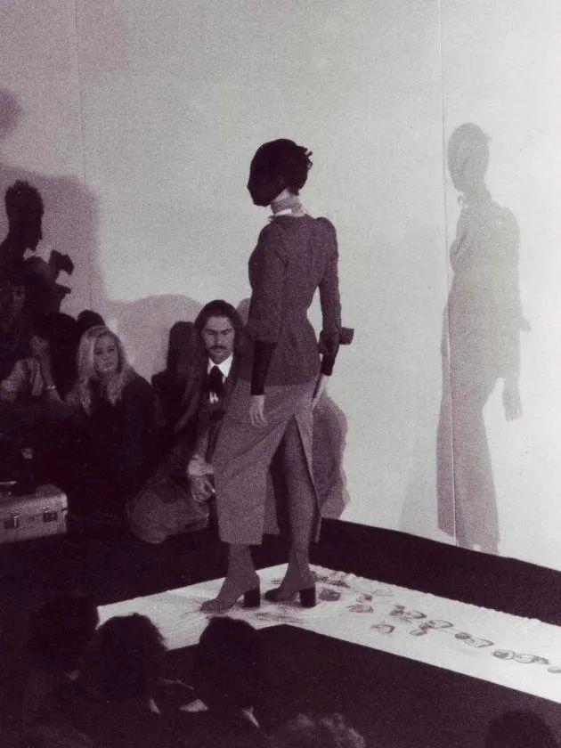 连吴赫都偏爱的「面具」，原来早就成为时装秀场的常客