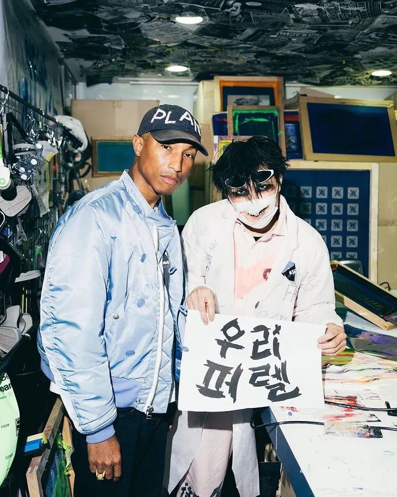 连吴赫都偏爱的「面具」，原来早就成为时装秀场的常客