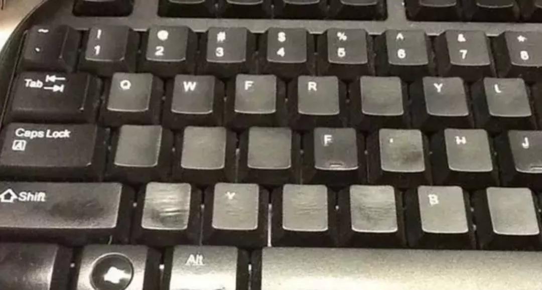 宅男“奢侈品”,一颗键帽十万刀