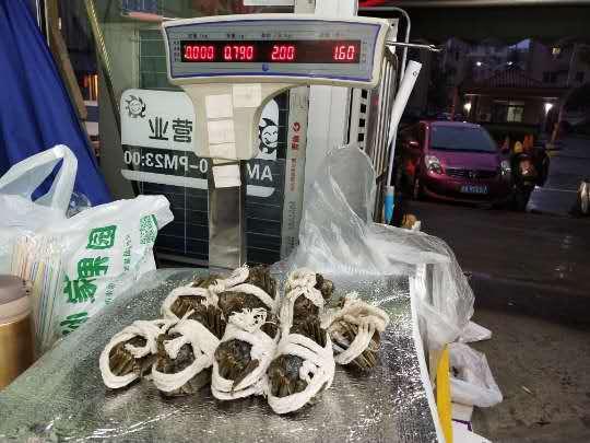 提货难？发货拖？螃蟹瘦？网上购买的“纸螃蟹”套路有点深