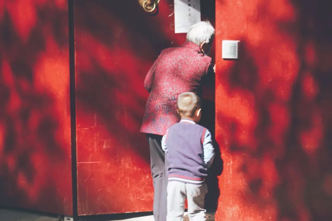 惊艳！中华大地开启秋色滤镜，一篇《故都的秋》写尽秋日之美