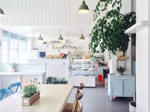 蛋糕店还能赚钱吗,蛋糕店没人怎么还赚钱