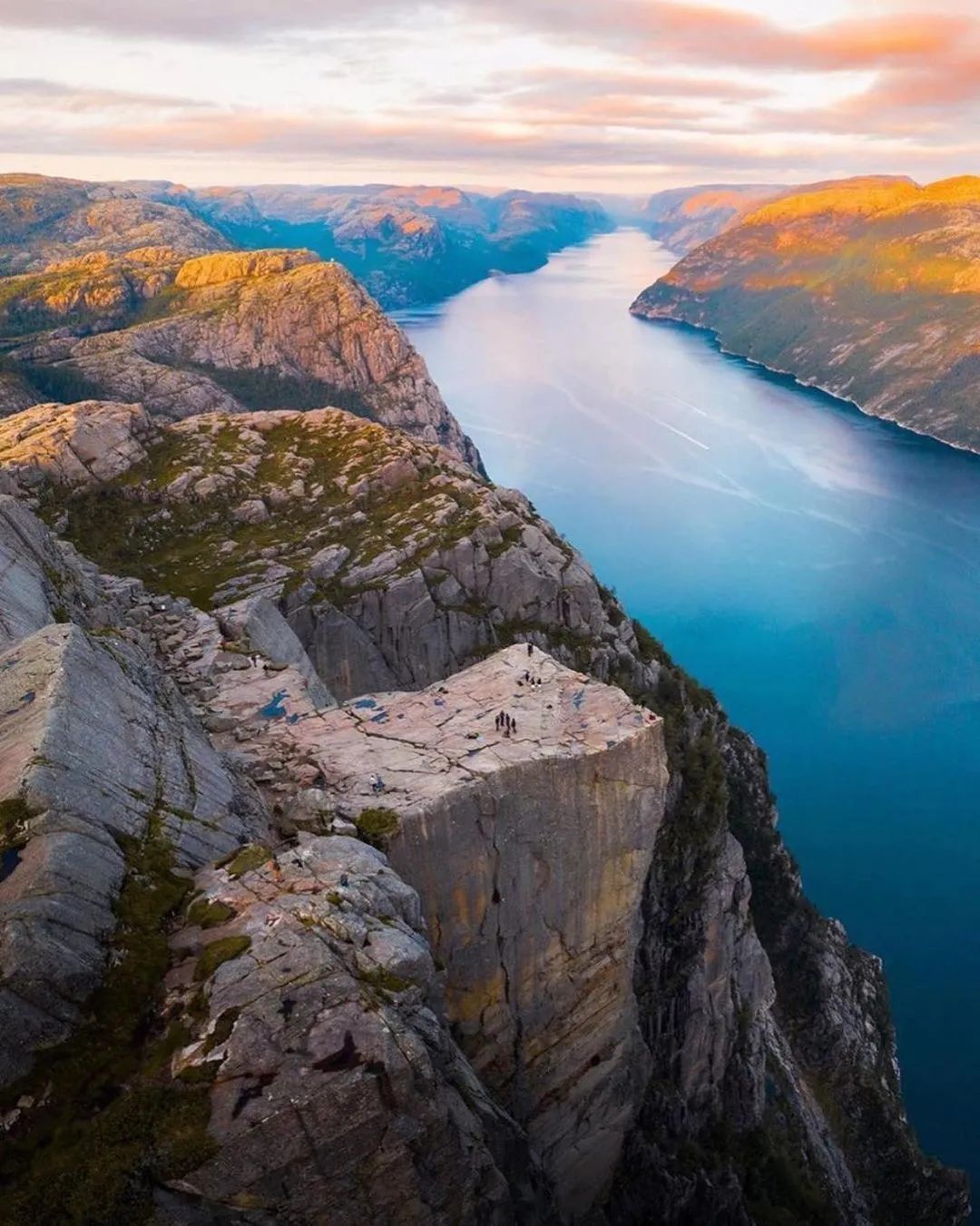 秋天的挪威有多美,挪威最美丽的秋天