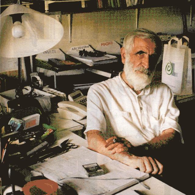 人们从博物馆认识EnzoMari，却把他的设计搬回家