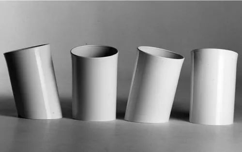 人们从博物馆认识EnzoMari，却把他的设计搬回家